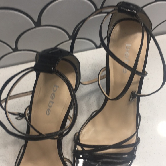 Women’s Black Patented BEBE Strappy Heels Size 10 - Picture 3 of 10